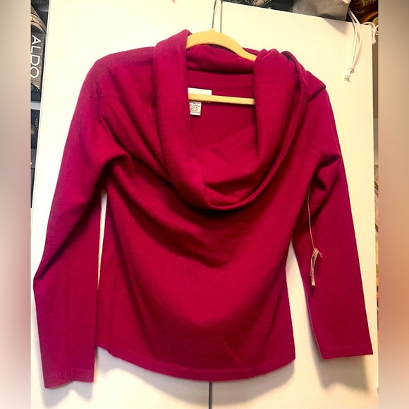 NWT Bloomingdale Cashmere Cowlneck turtleneck PL magenta - Picture 2 of 4
